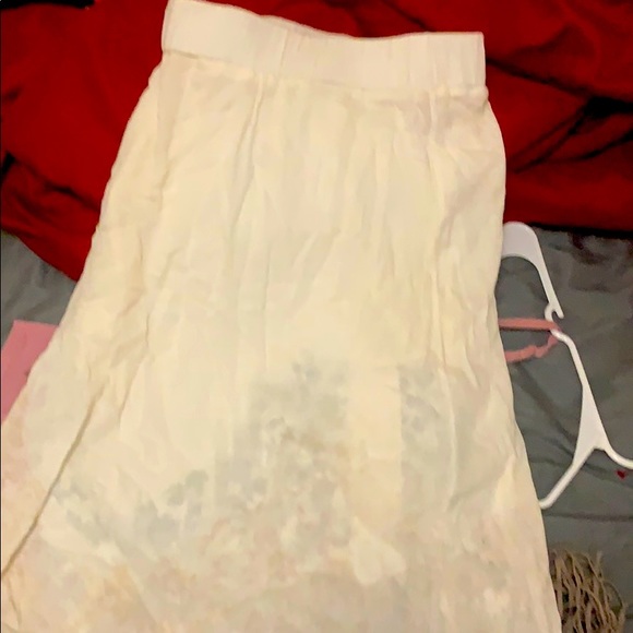 Skirt - Picture 1 of 2